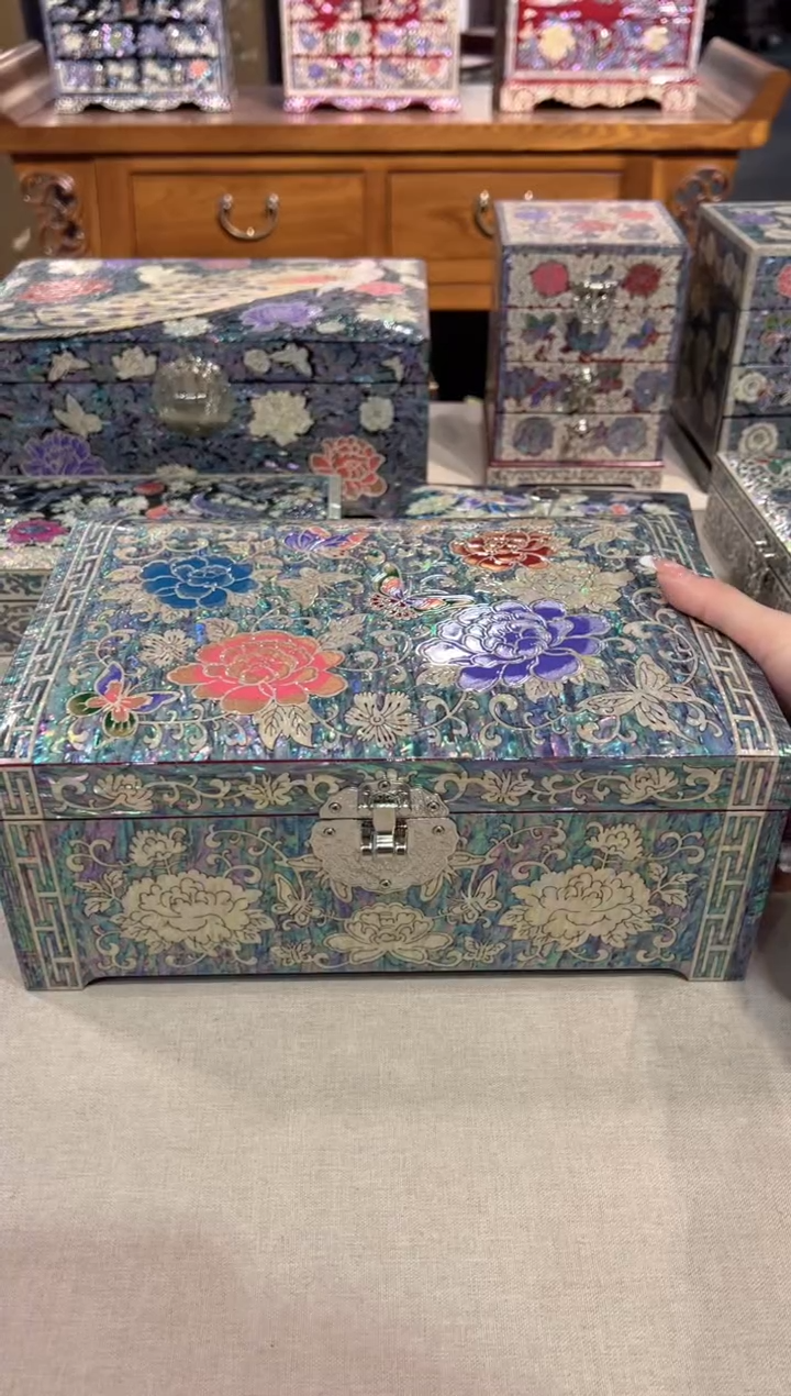 【闪购商品】紫底全满贝·弘贝雅螺钿漆器文化馆