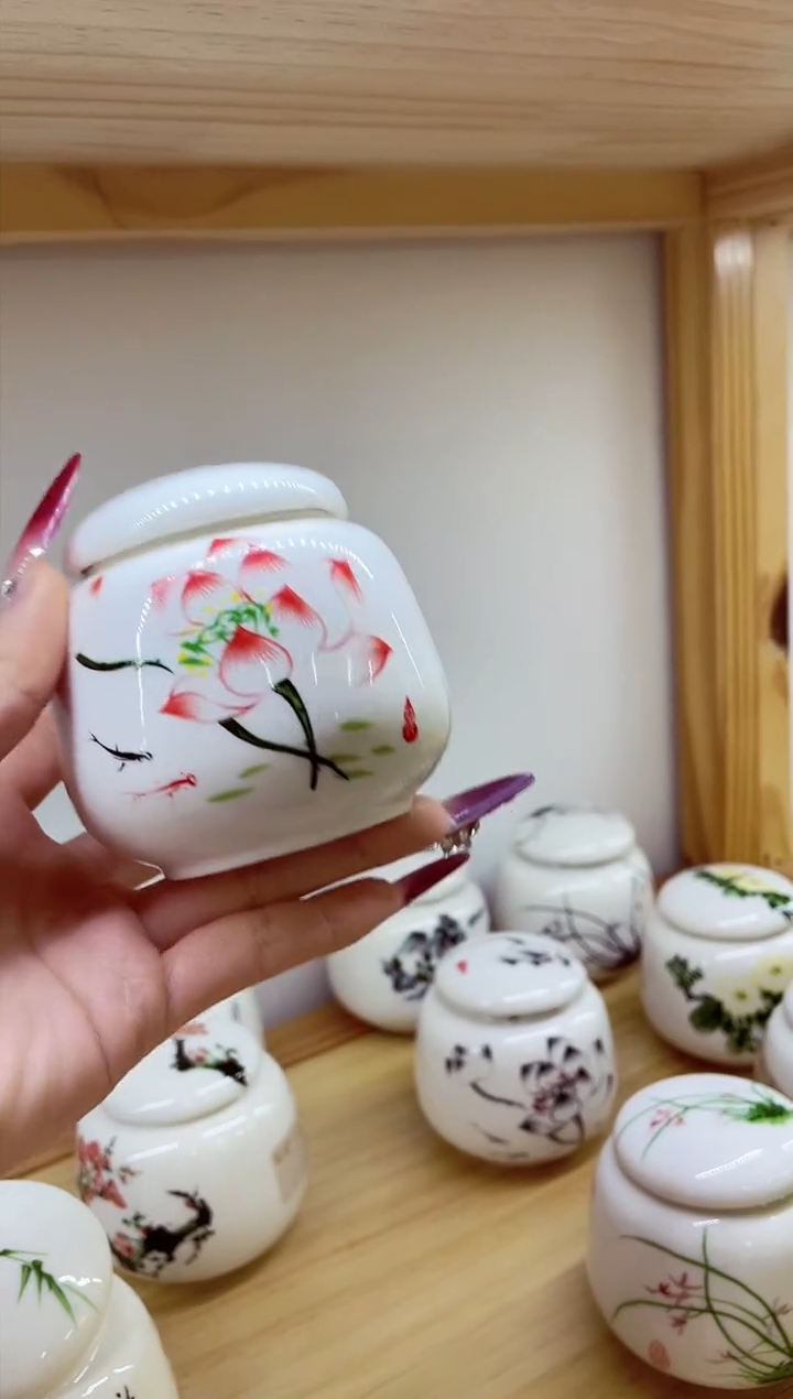 【闪购商品】小茶叶罐荷花17#@@MCYGTCX17