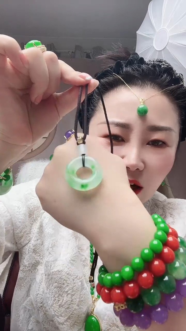 【闪购商品】翡翠颈饰14K金镶嵌新款平安扣