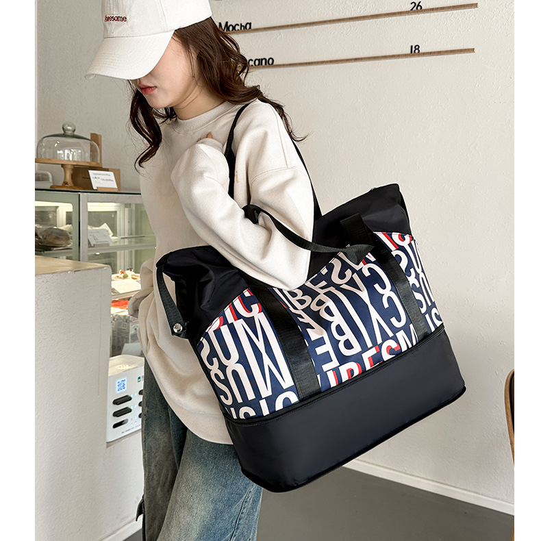 旅行包蓝色字母民族风手提待产包电动车挂包行李袋收纳瑜伽健身包