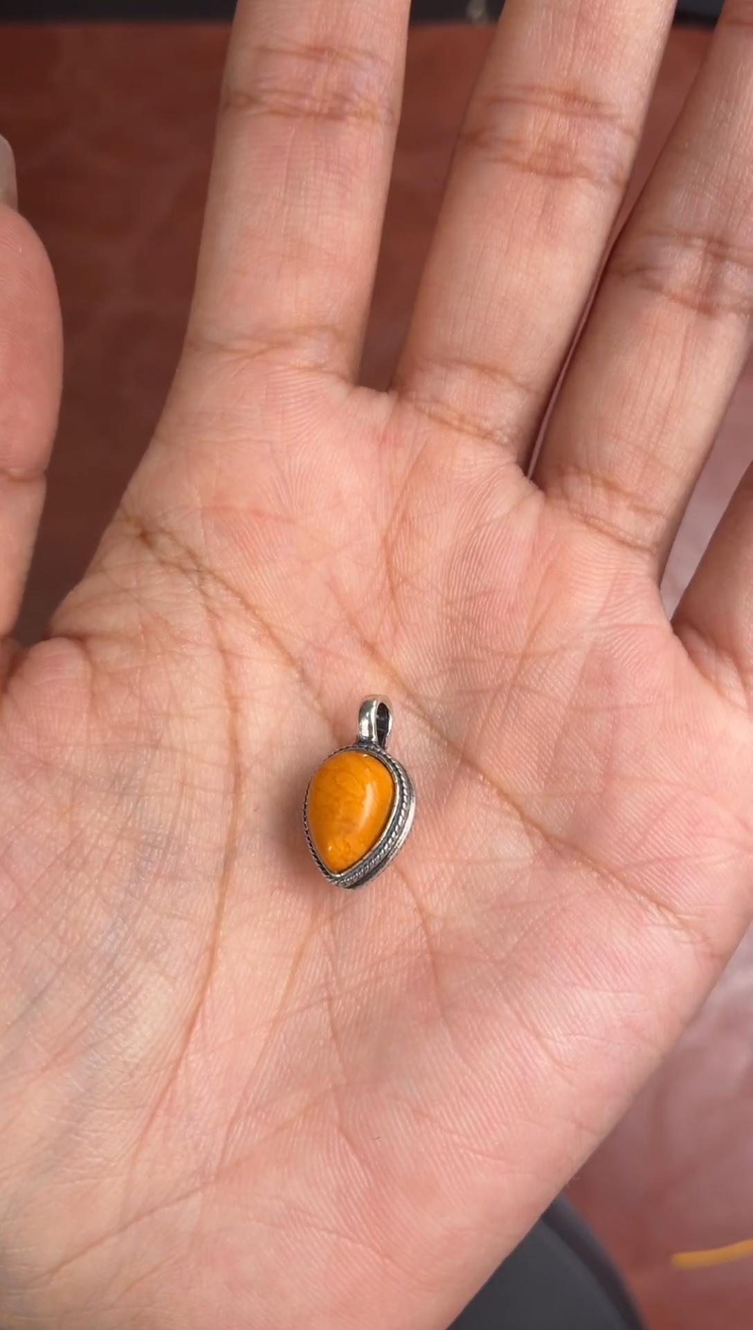 蜜蜡项圈银S925镶嵌噶玛珠宝蜜蜡银S925