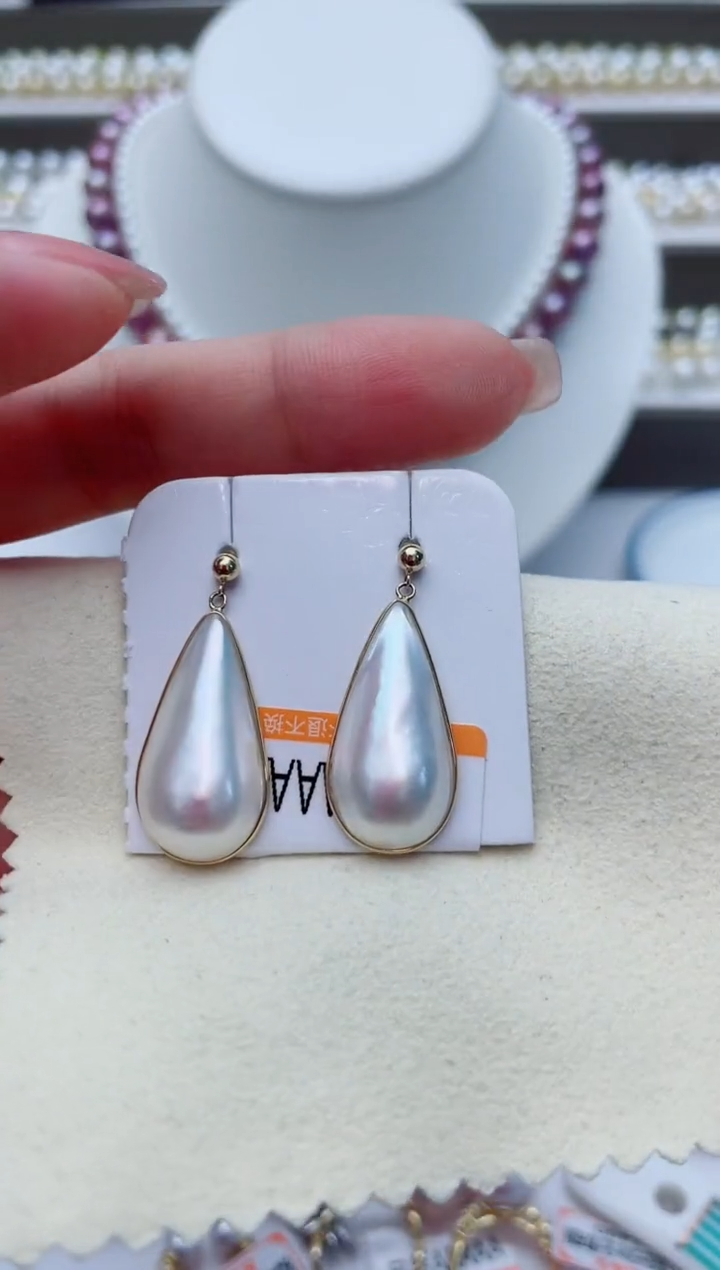 耳饰18K金镶嵌拼合珍珠（马贝珠）W78