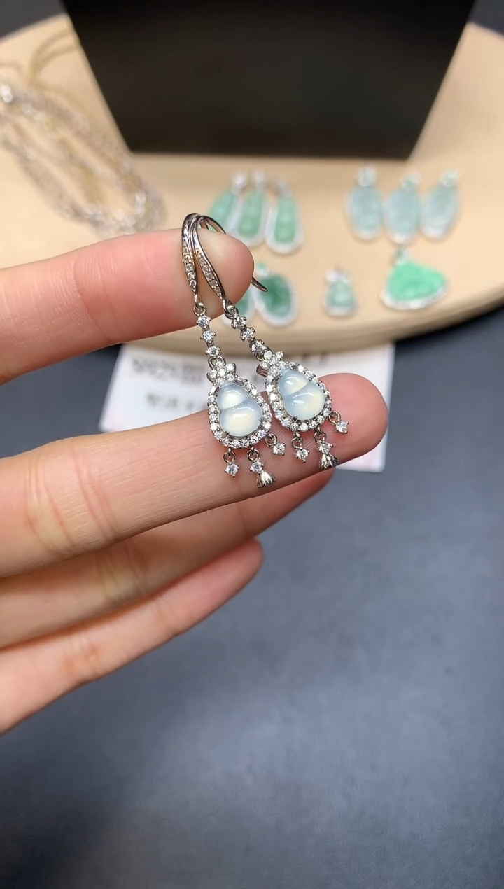 【闪购商品】翡翠耳饰银S925镶嵌葫芦【多样性发其一】