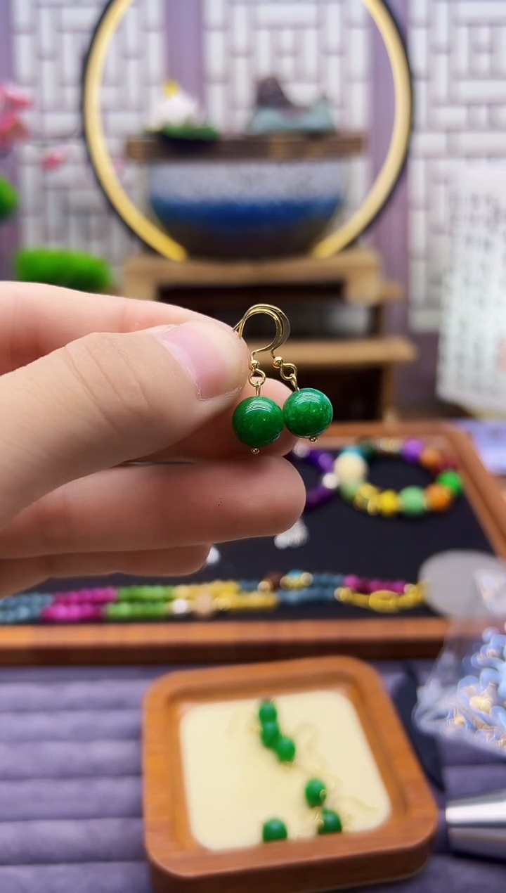 翡翠14K金镶嵌耳饰E02