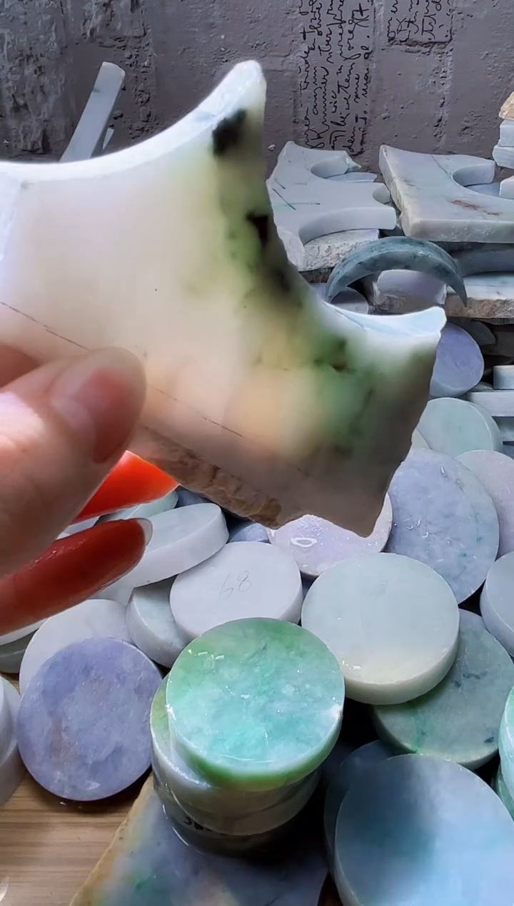 裸石翡翠天然翡翠A货古 南 190