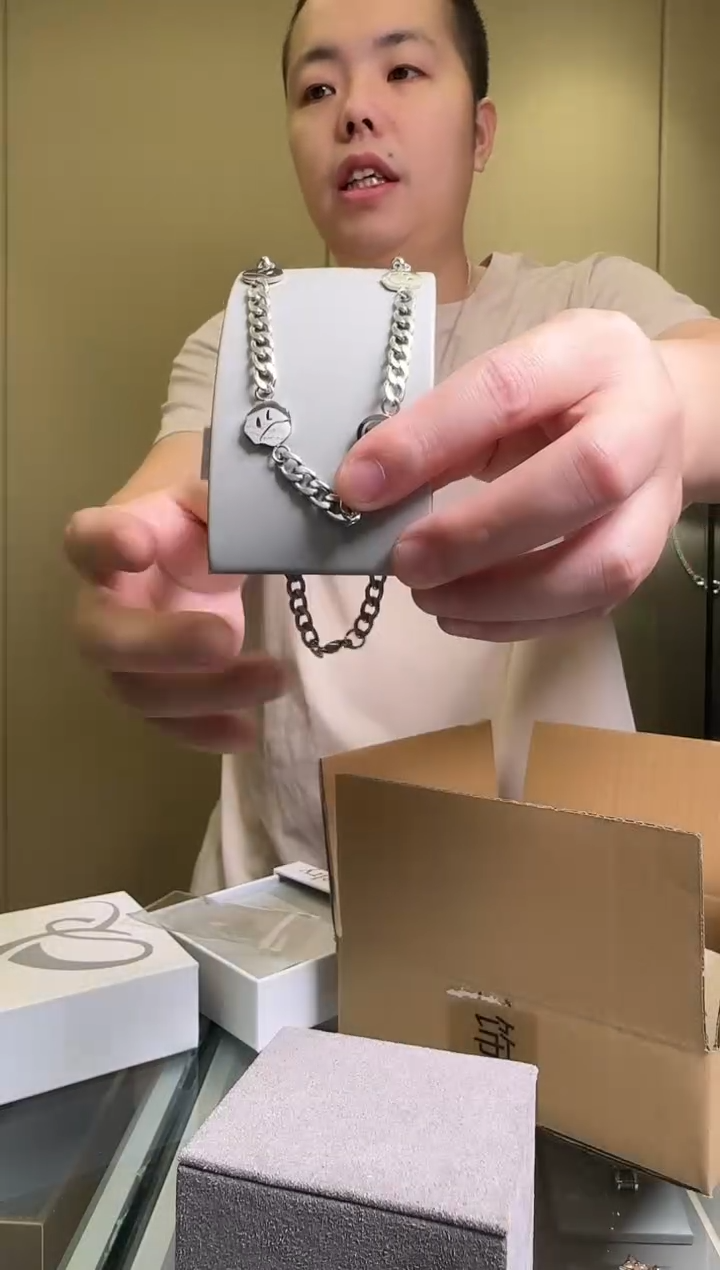 钛钢无钛钢无CK 项链