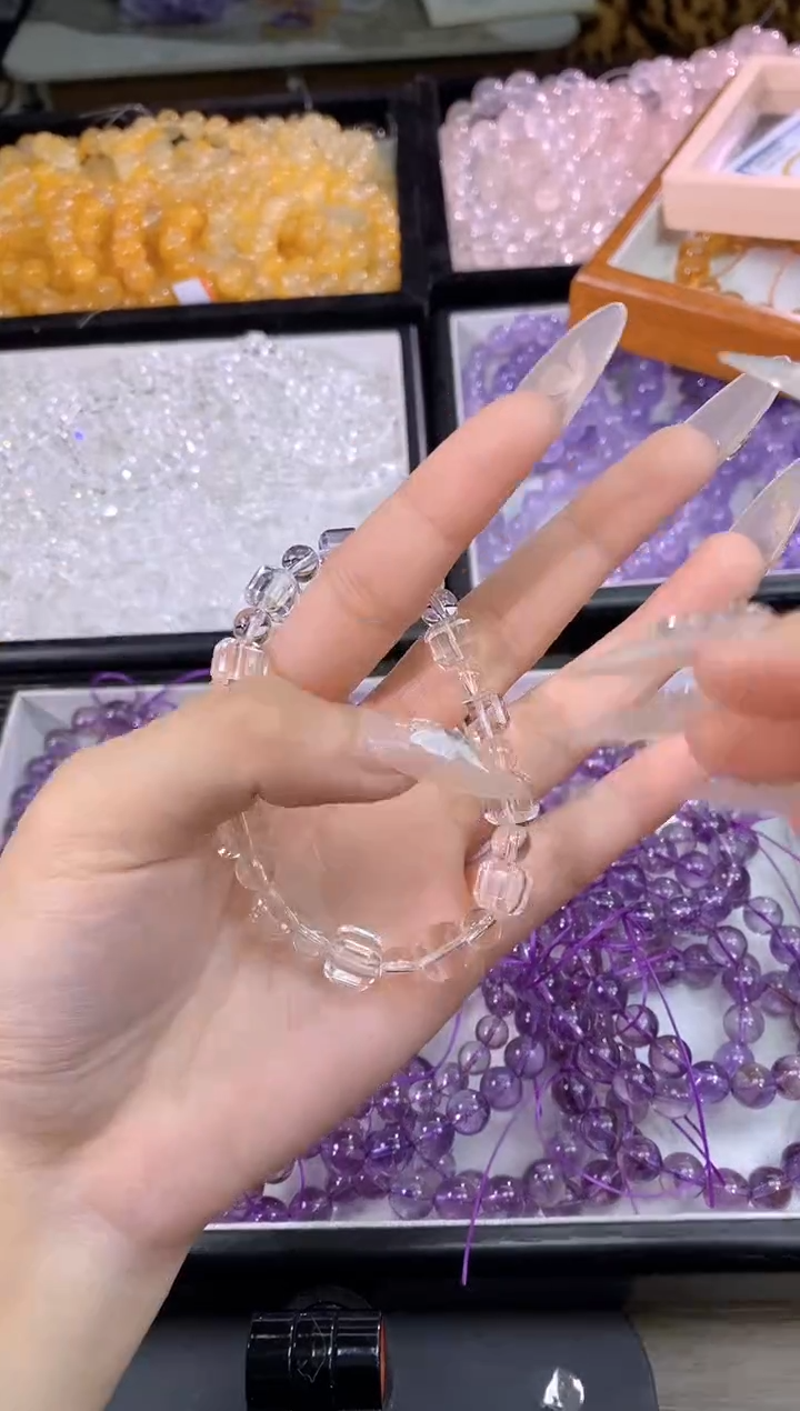 【闪购商品】水晶手链未镶嵌白水方糖8mm