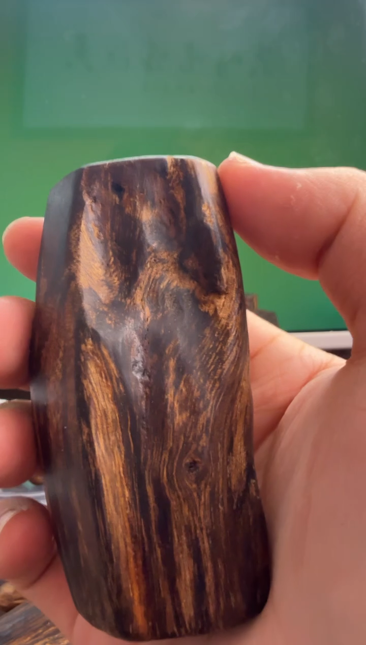 沉香手把件多样性发一