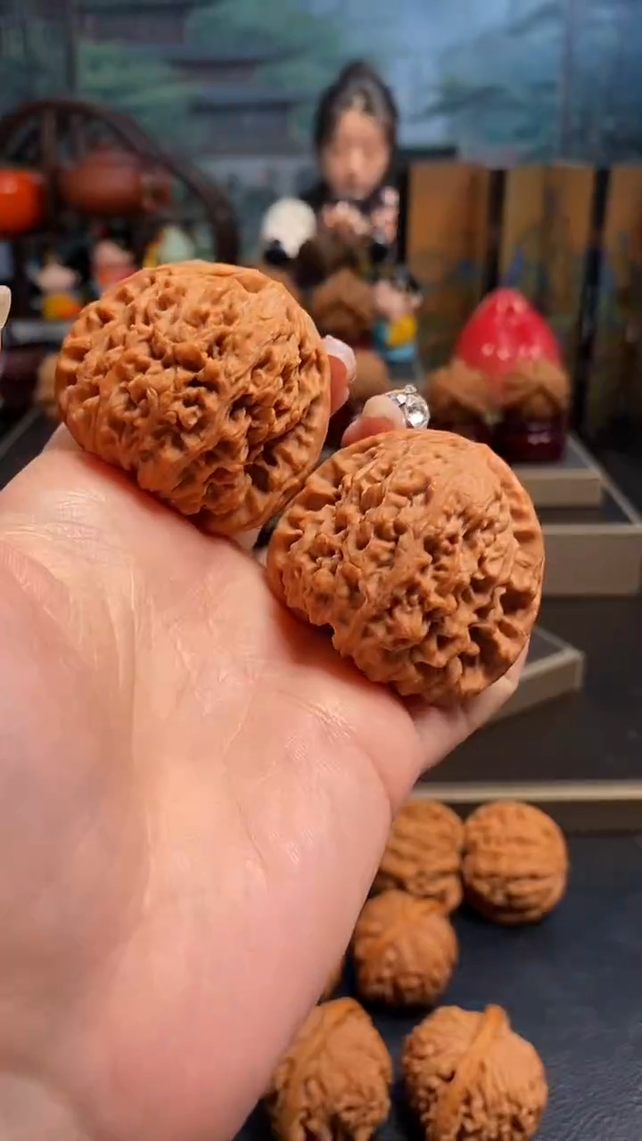 【闪购商品】文玩核桃吊坠K285南疆石44