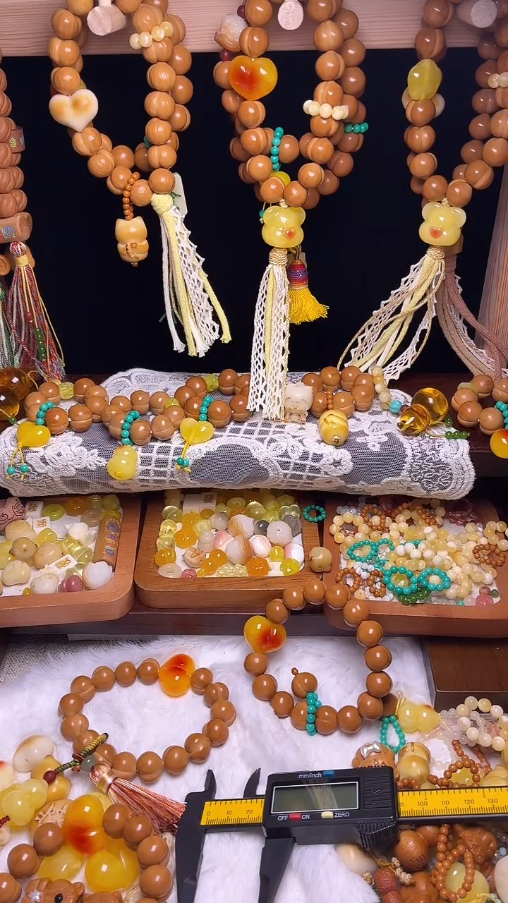 吊坠猴头核桃想****?全品泡芙手持