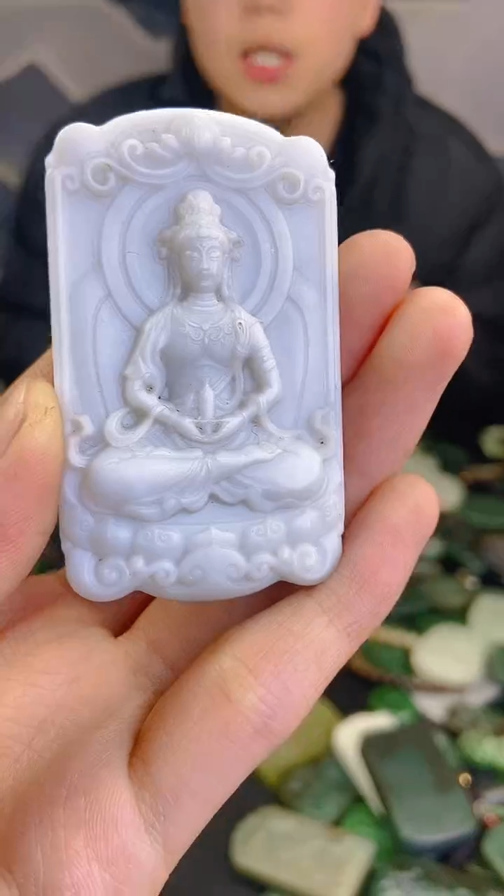 颈饰未镶嵌和田玉1