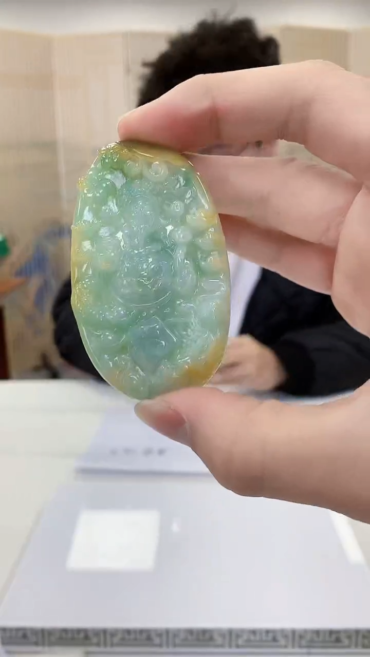 【闪购商品】定制翡翠未镶嵌4688bb-毛货挂件172赠珠链