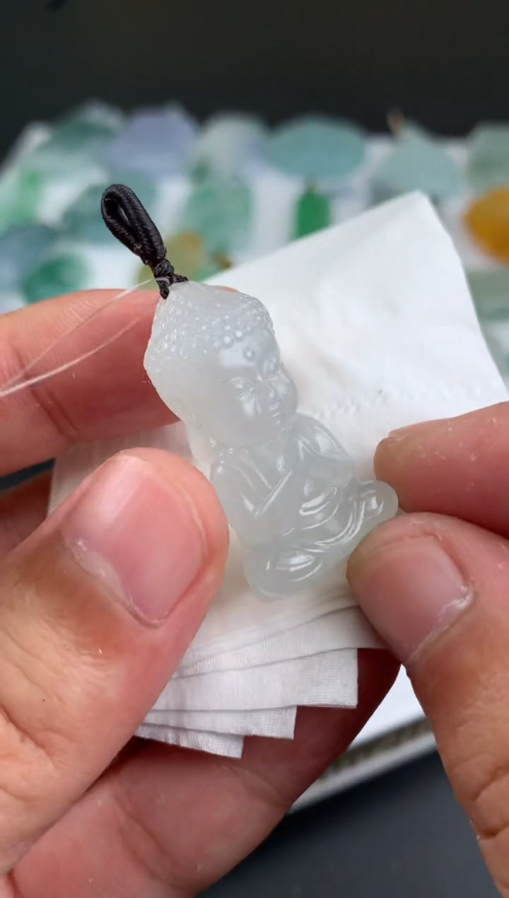 【闪购商品】定制翡翠未镶嵌宝宝佛