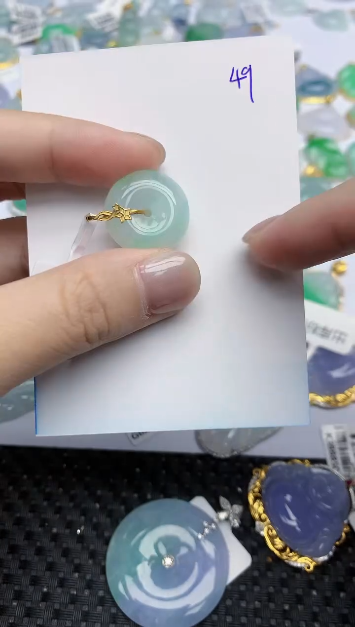 【闪购商品】翡翠挂件18K金镶嵌天然翡翠A货