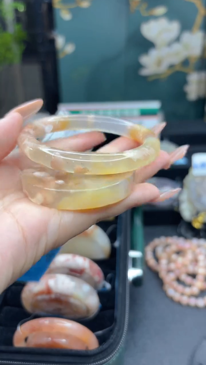 【闪购商品】石英质玉手镯未镶嵌99（59圈赠送镯心）