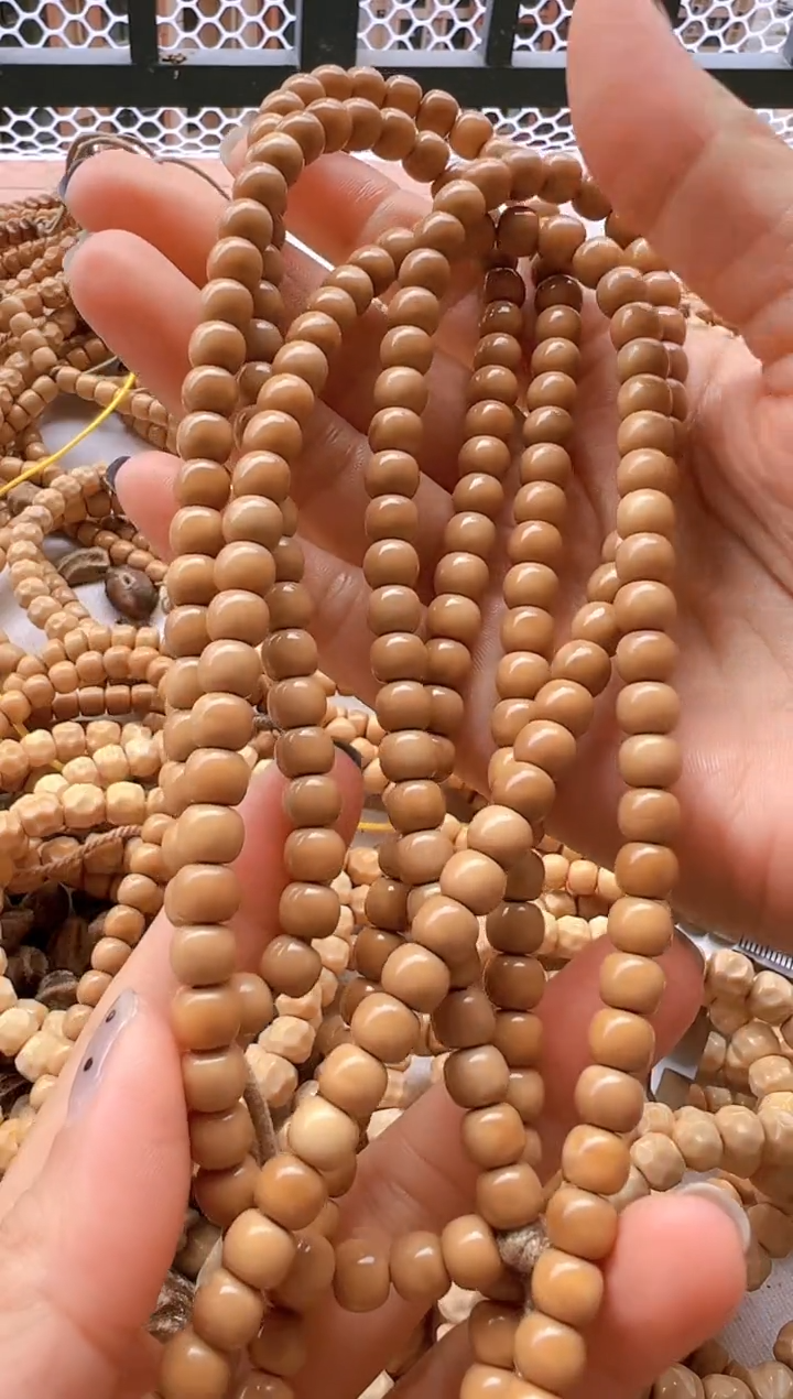 【闪购商品】菩提根/象牙果手串龙脊卡7老型脖挂120颗 2号