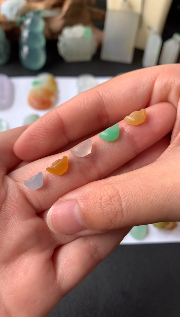 【闪购商品】定制翡翠未镶嵌翡翠