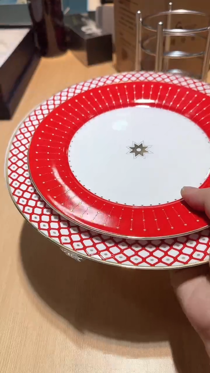 【闪购商品】瓷片锅碗瓢盆一件不剩