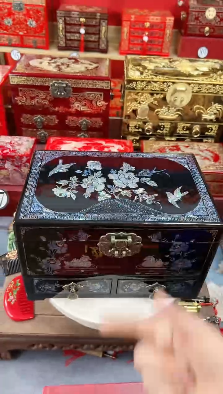 【闪购商品】28厘米三层双抽满面螺钿镶嵌黑底喜上眉梢