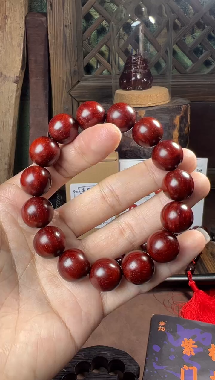 【闪购商品】小叶紫檀手串/手链1.5*15颗原汁原味泥料