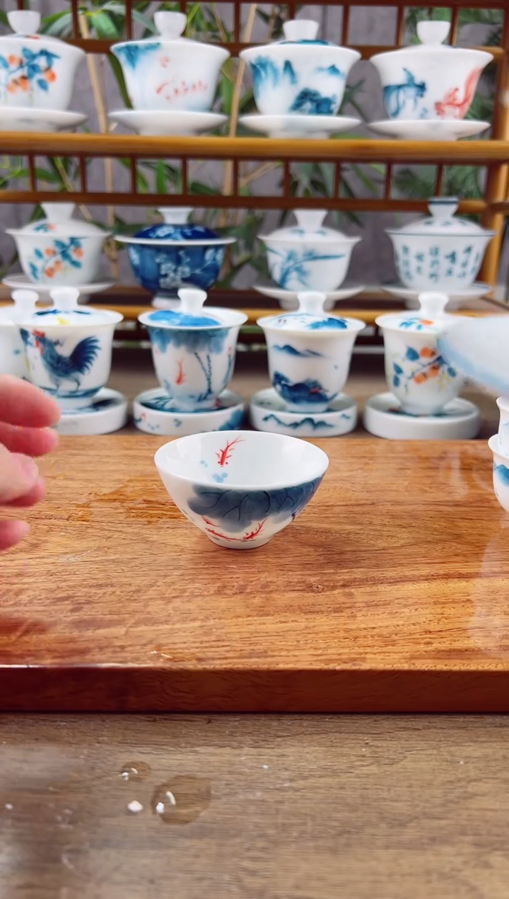 【闪购商品】微瑕线条莲斗笠杯2个