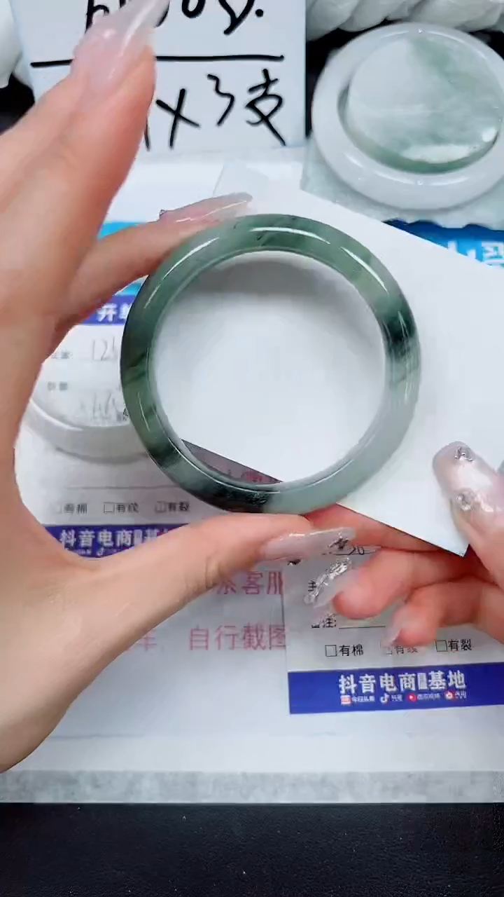 【闪购商品】石英质玉手镯未镶嵌A126-55`56`57`