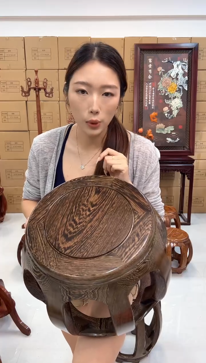 鸡翅木类家具国标鸡翅木小号鼓凳假一赔四