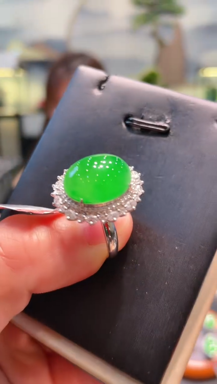 【闪购商品】翡翠颈饰18K金镶嵌A61两用