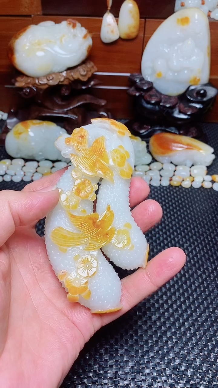 南**柱天然玉石     