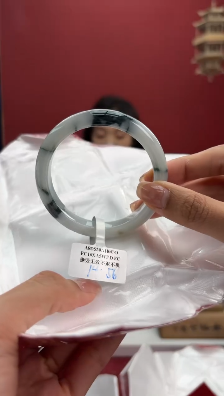翡翠手镯未镶嵌5手镯