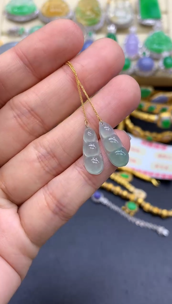 18K金镶嵌翡翠耳饰102-中国好珍宝