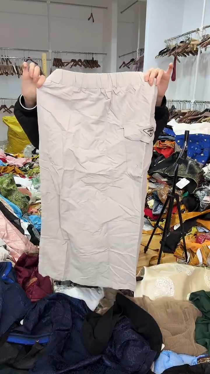 M码    110斤  半裙