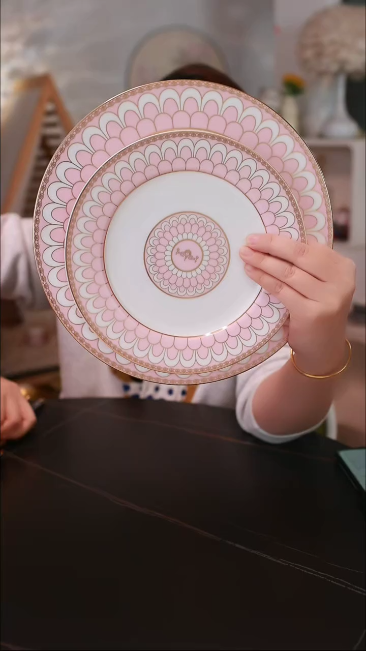 【闪购商品】`··繁花粉平盘大小盘各一E56