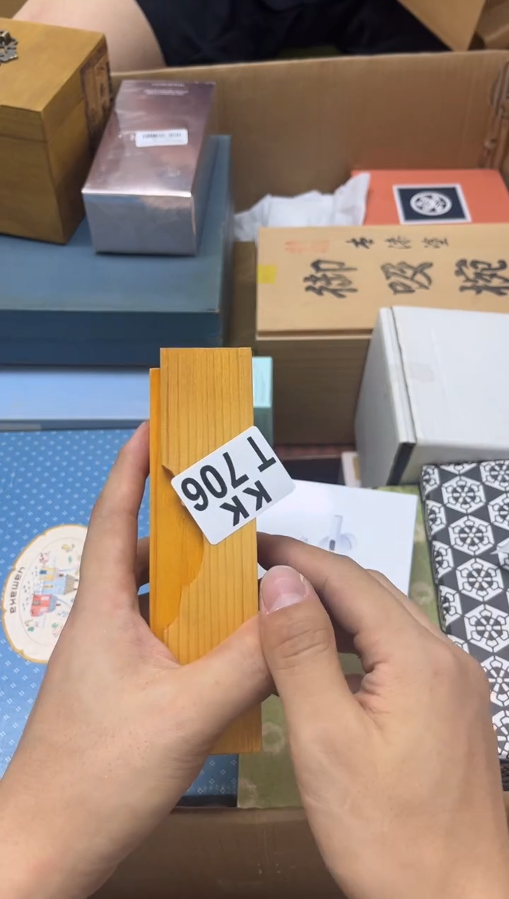 瓷片我***牙 706我也有钢牙 