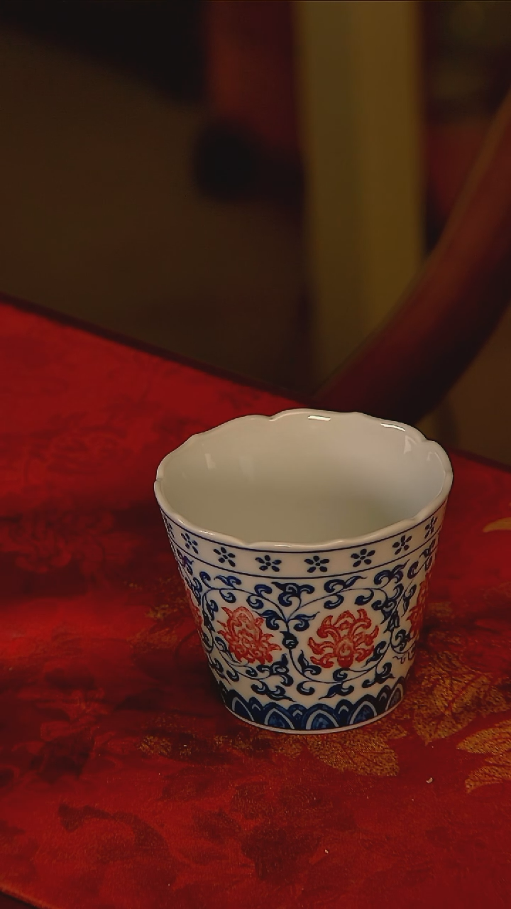 杯手工手绘杯杯很美丽