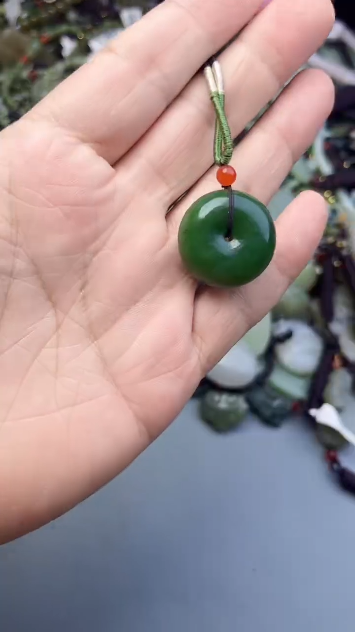 和田玉未镶嵌颈饰多样性发货   拍一发一