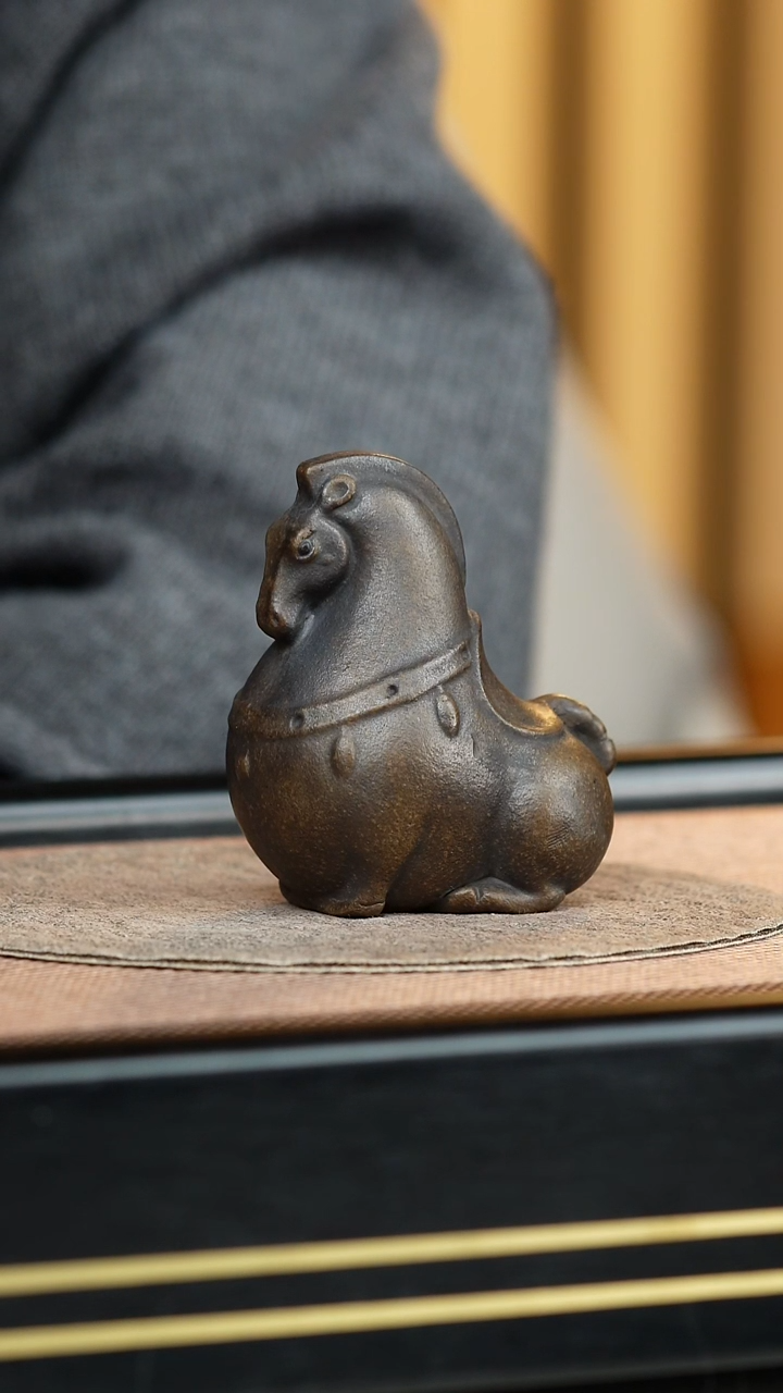 紫砂茶宠宜兴原矿紫砂堂马茶宠摆件