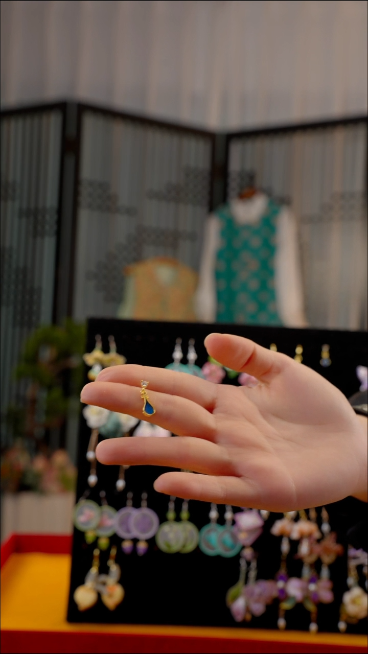 刺绣凉**～非遗绒花手工饰品