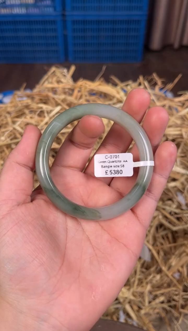 未镶嵌手镯石英质玉C0701