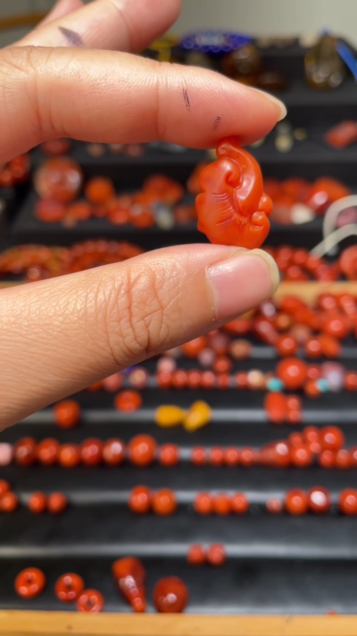 未镶嵌38南红玛瑙?***气配饰