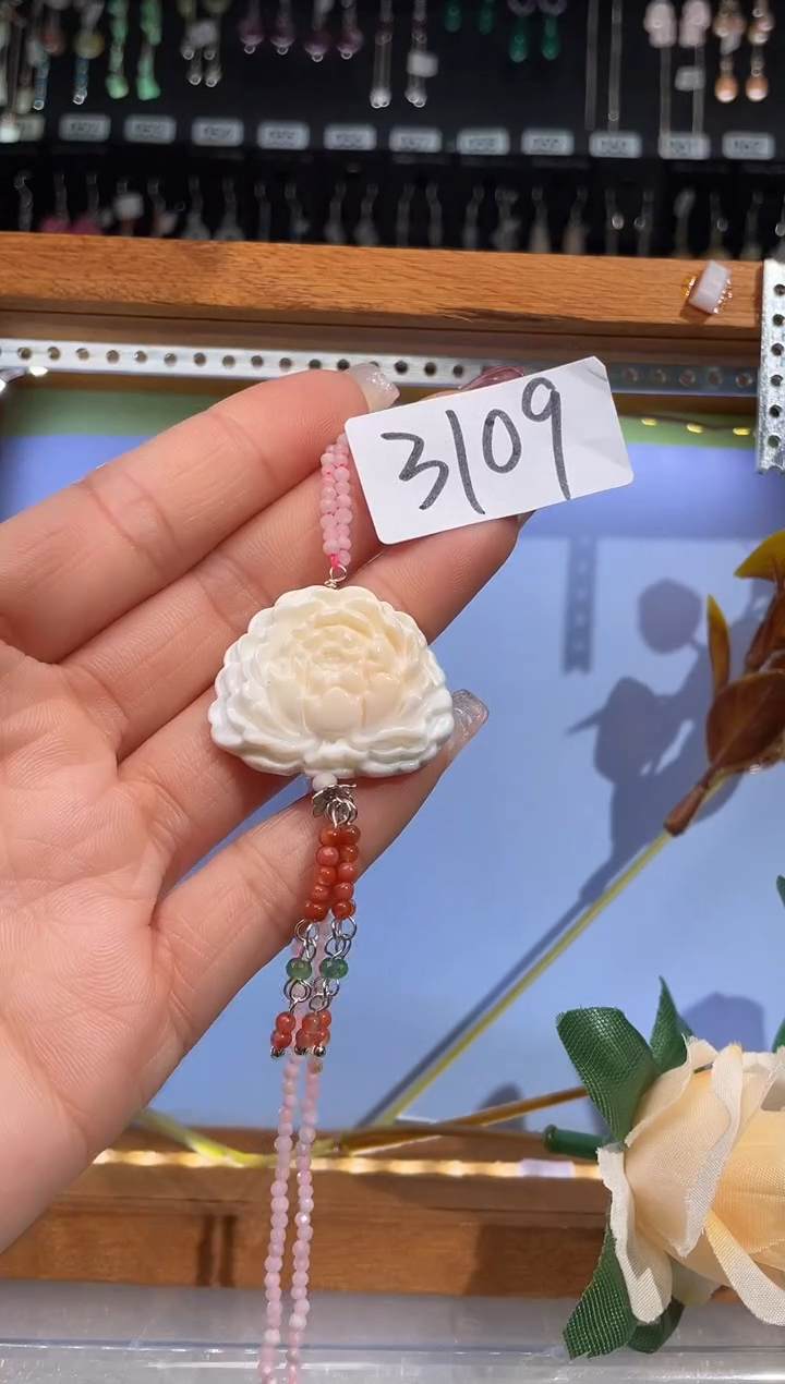 【闪购商品】紫晶耳饰银S925镶嵌喜欢拍