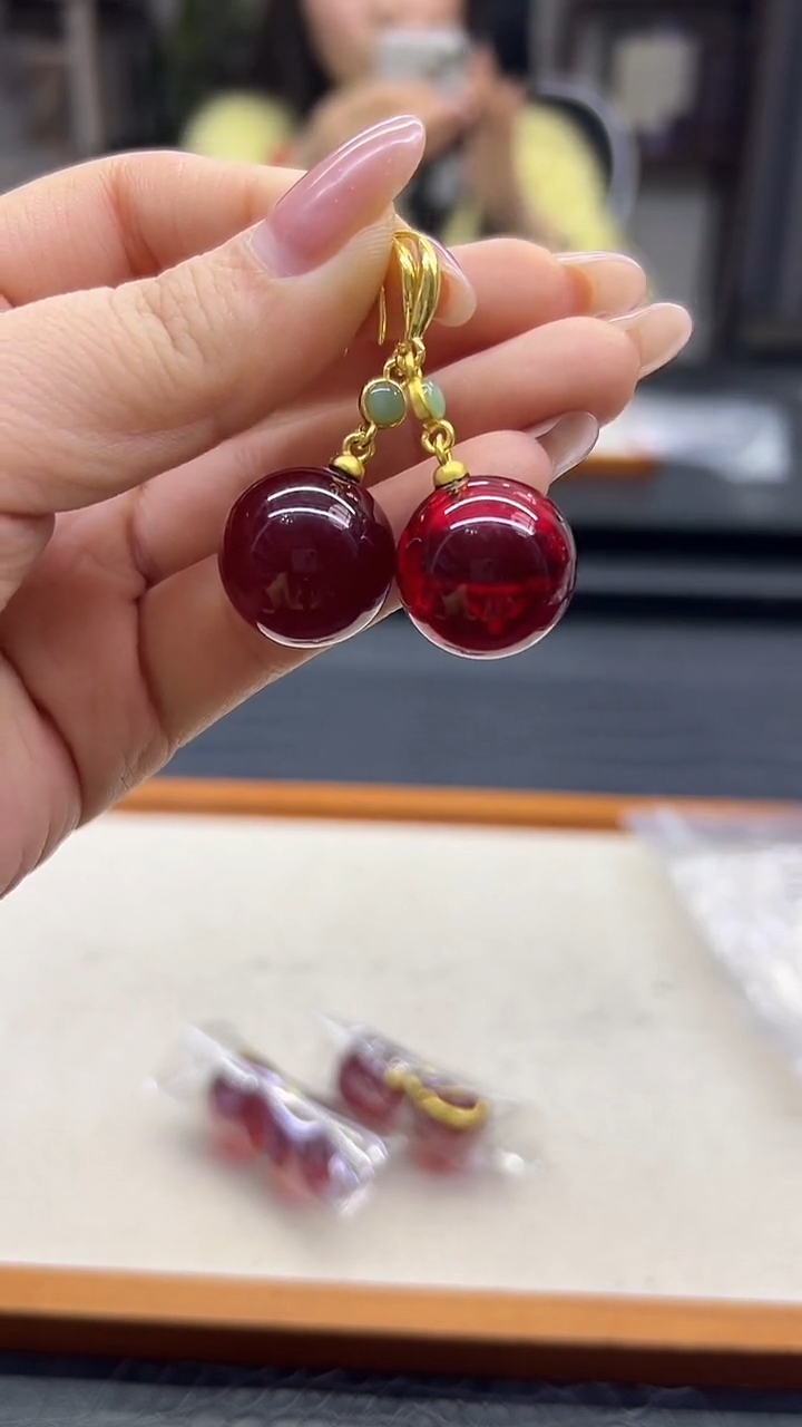 血珀14K金镶嵌耳饰耳勾E706