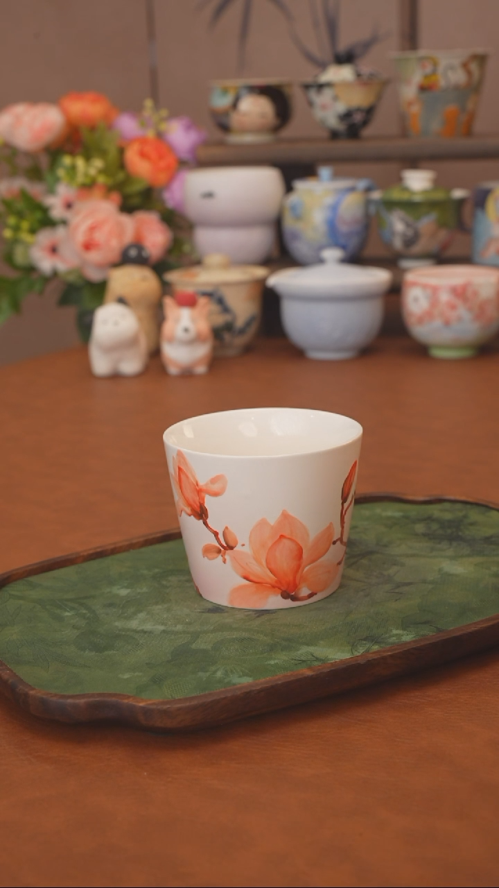 手绘 玉兰花猪口杯
