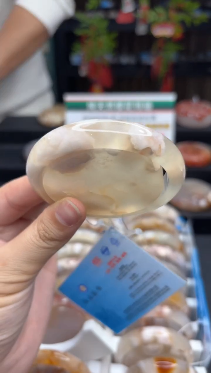 【闪购商品】石英质玉手镯未镶嵌171（56圈赠送镯心）