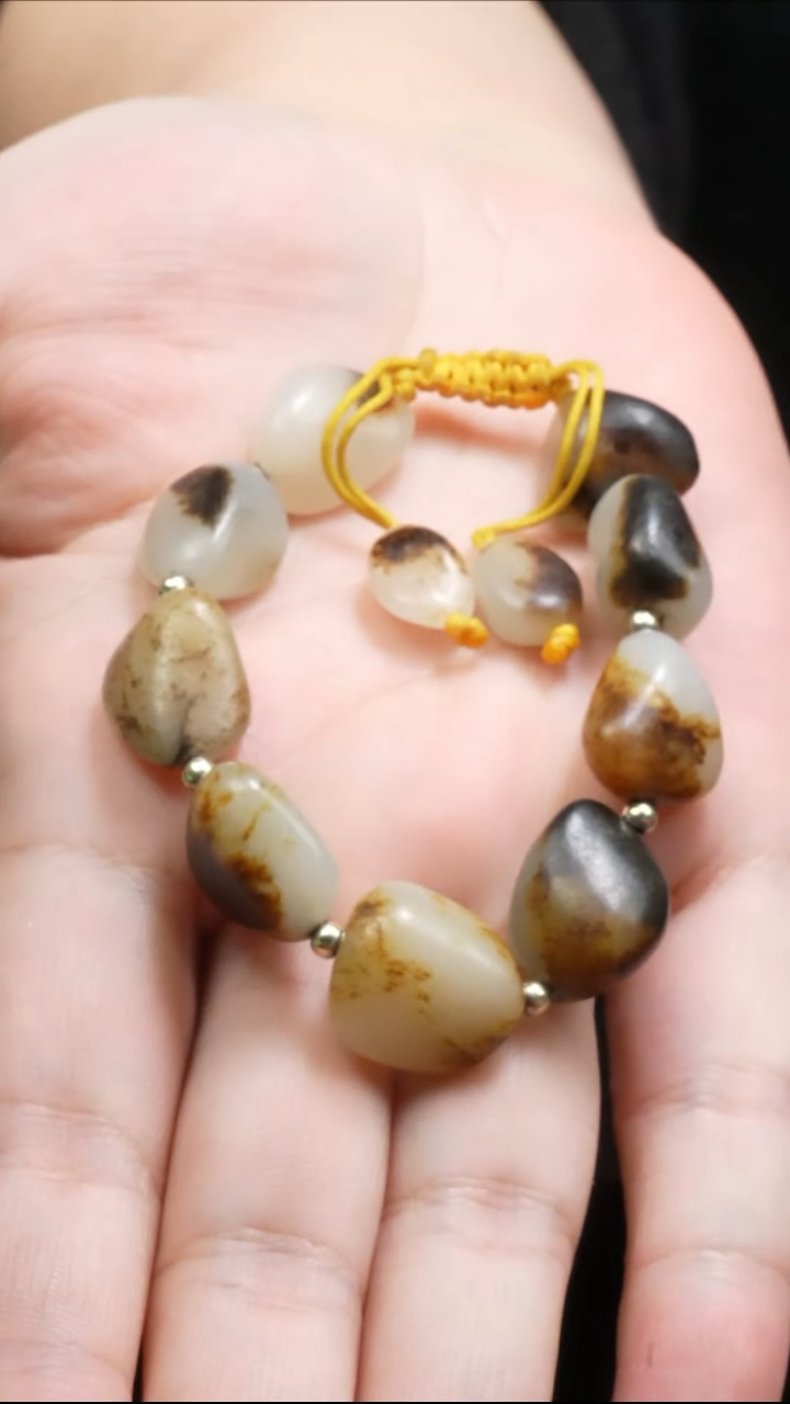 【闪购商品】和田玉手串未镶嵌33.5g和田玉原石