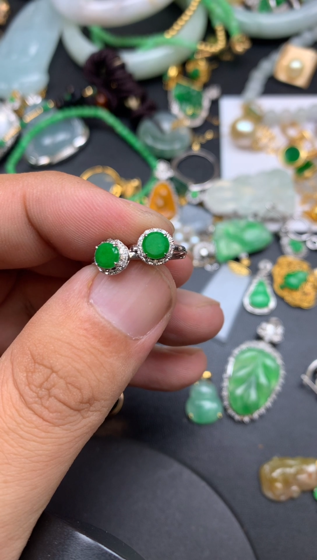 颈饰18K金镶嵌翡翠.*吉萱萱商品不退不换