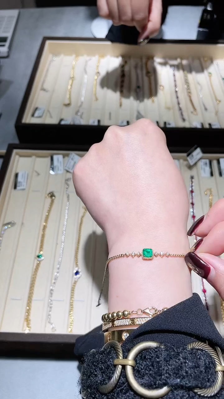 【闪购商品】祖母绿手链18K金镶嵌祖母绿手链