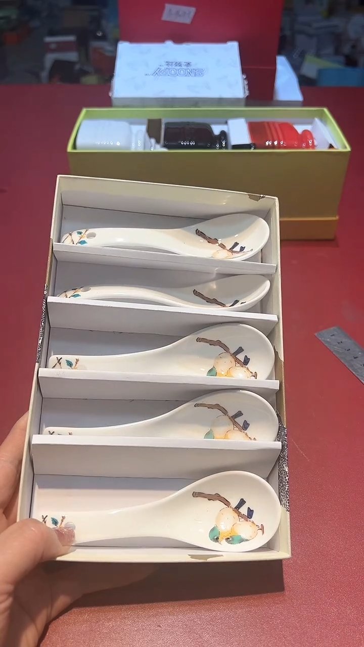 【闪购商品】瓷片锅碗瓢盆一件不剩