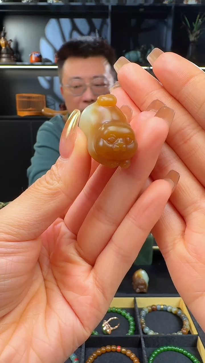 颈饰未镶嵌和田玉?*事糖白猫