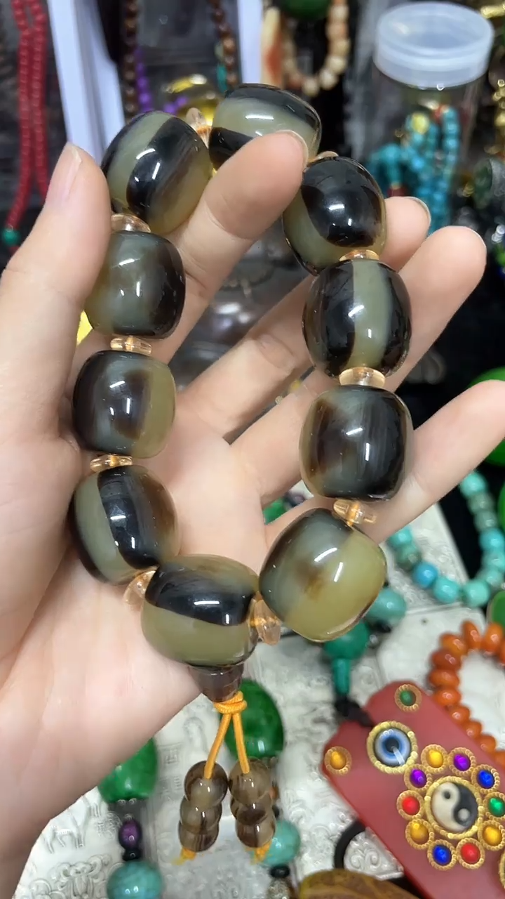 摆件主播推荐如图所示